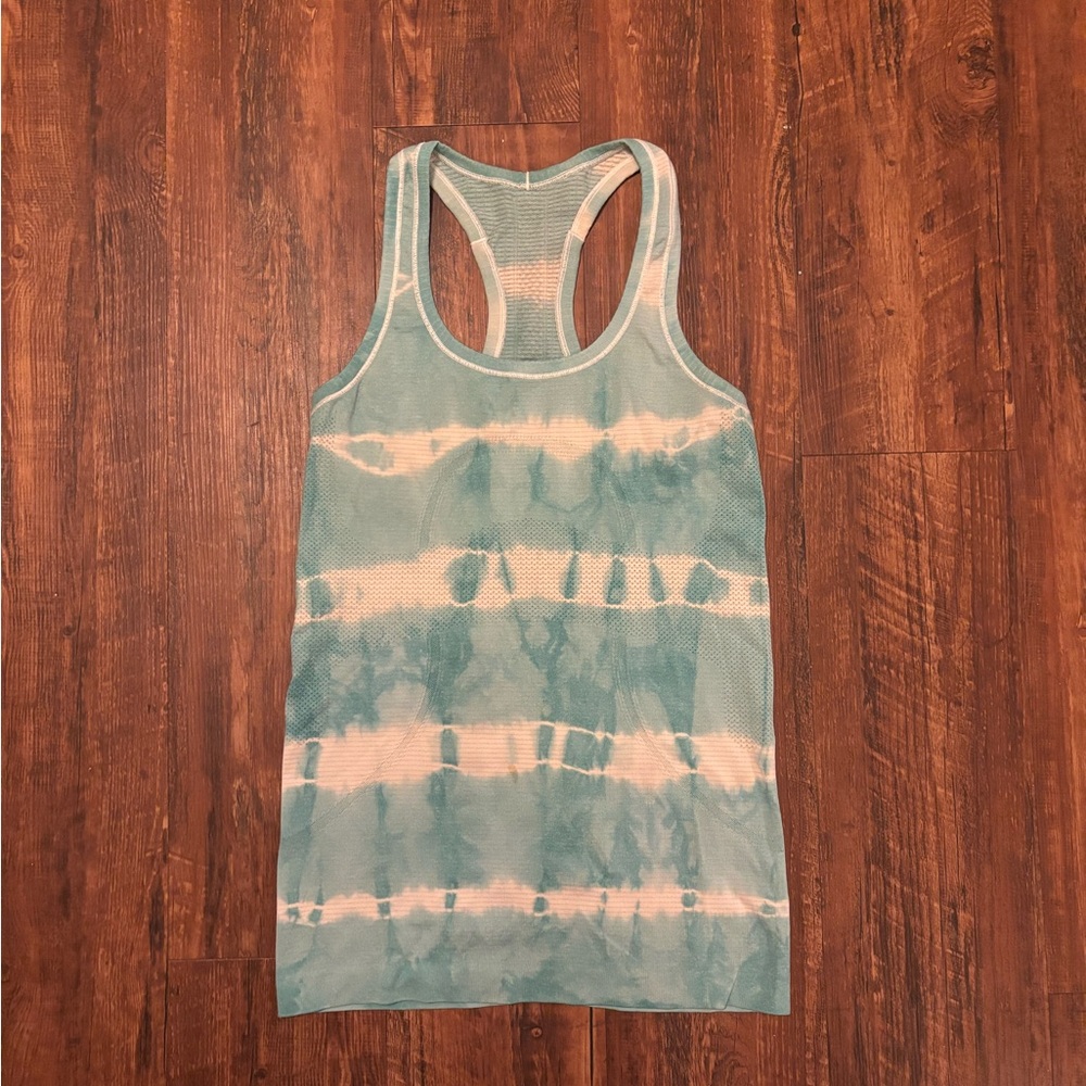 lululemon tank top